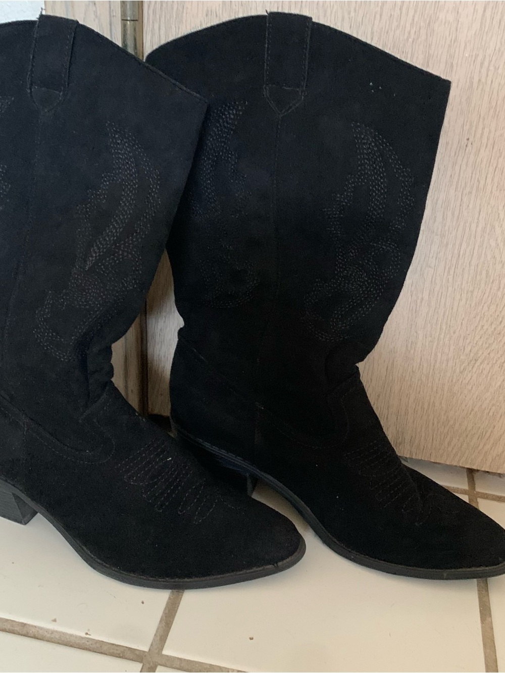 Women's Black Suede Western Boots